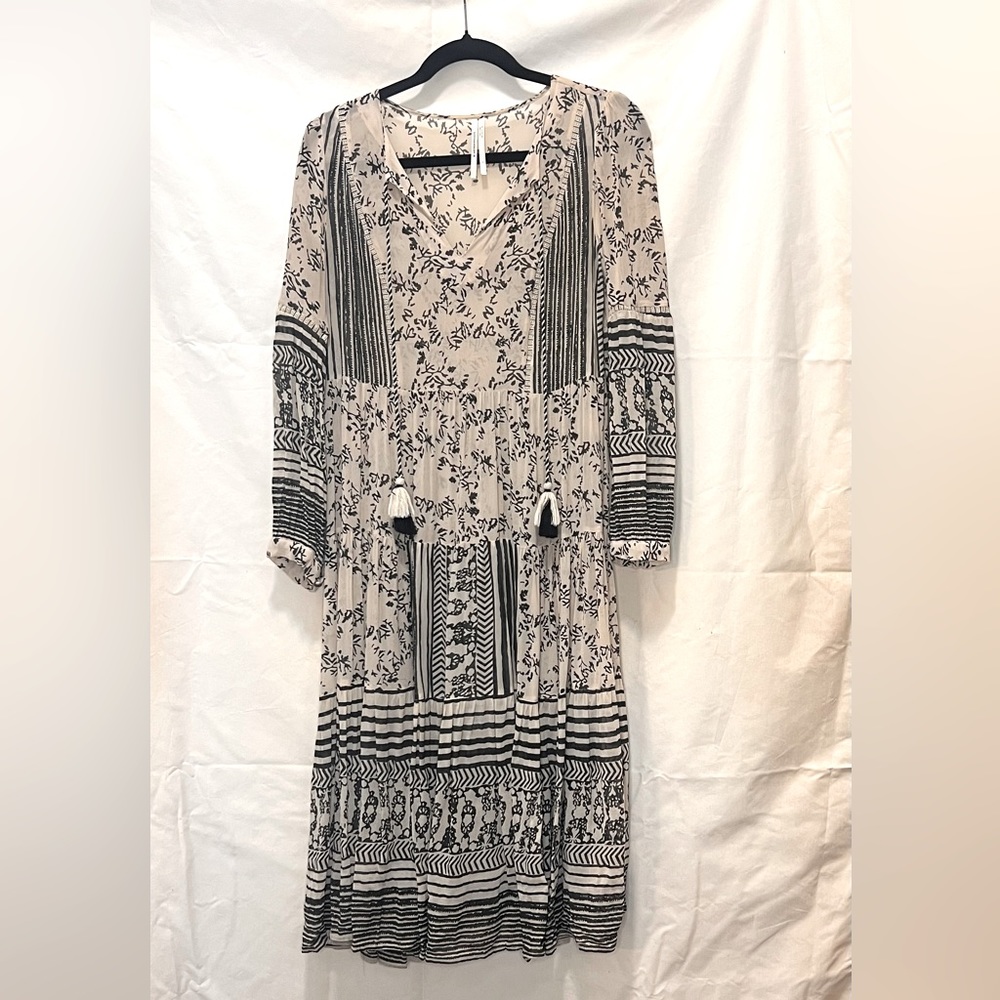 Anthropologie talulah midi dress